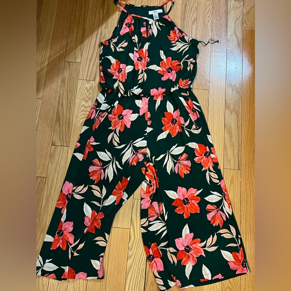 Floral Halter Jumpsuit - Perfect for Summer!